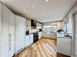 Photo 16- click for photo gallery